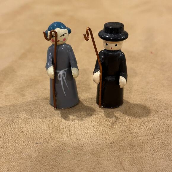 Christmas Carousel Nativity Pyramid Figures Joseph Shepherd Lillian Vernon - Picture 3 of 7